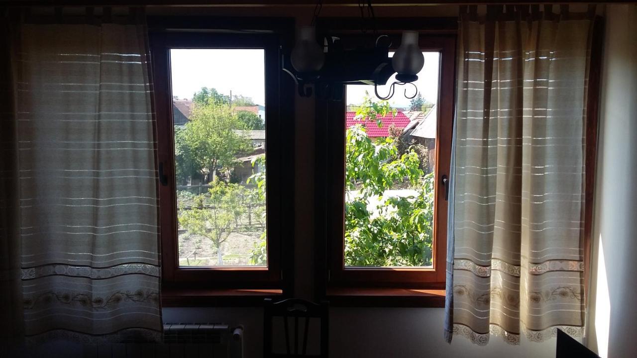 Albinuta Guesthouse Ozun Exterior photo